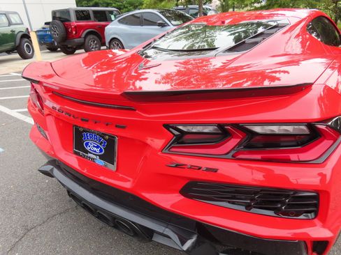 Used 2023 Chevrolet Corvette Z06 w/ Battery Protection Package RWD image 15