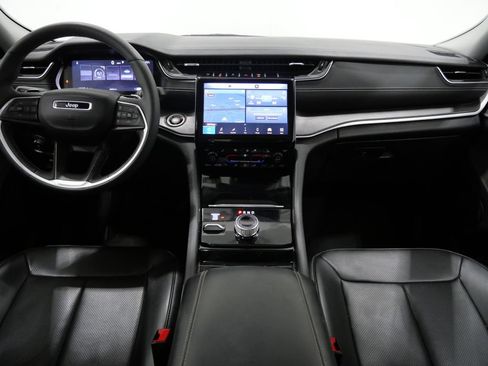 Used 2023 Jeep Grand Cherokee L Limited w/ Luxury Tech Group II AWD/4WD image 11