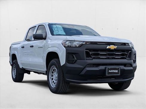 New 2026 Chevrolet Colorado W/T image 3