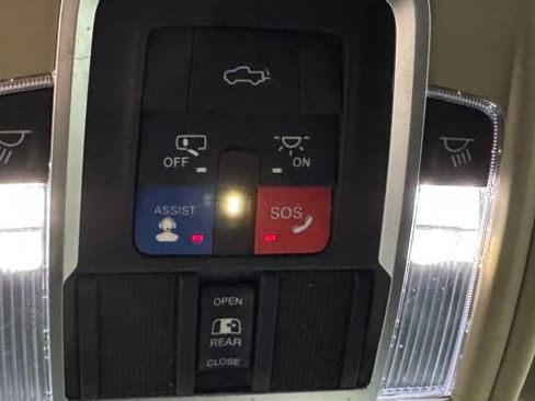 Used 2022 RAM 3500 Laramie image 35