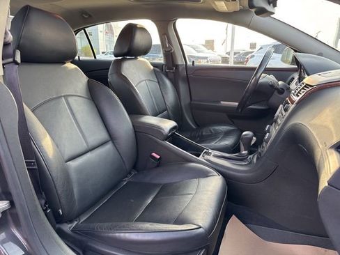 Used 2011 Chevrolet Malibu LTZ image 28