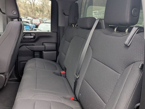 Used 2022 Chevrolet Silverado 2500 Custom w/ Custom Value Package image 30