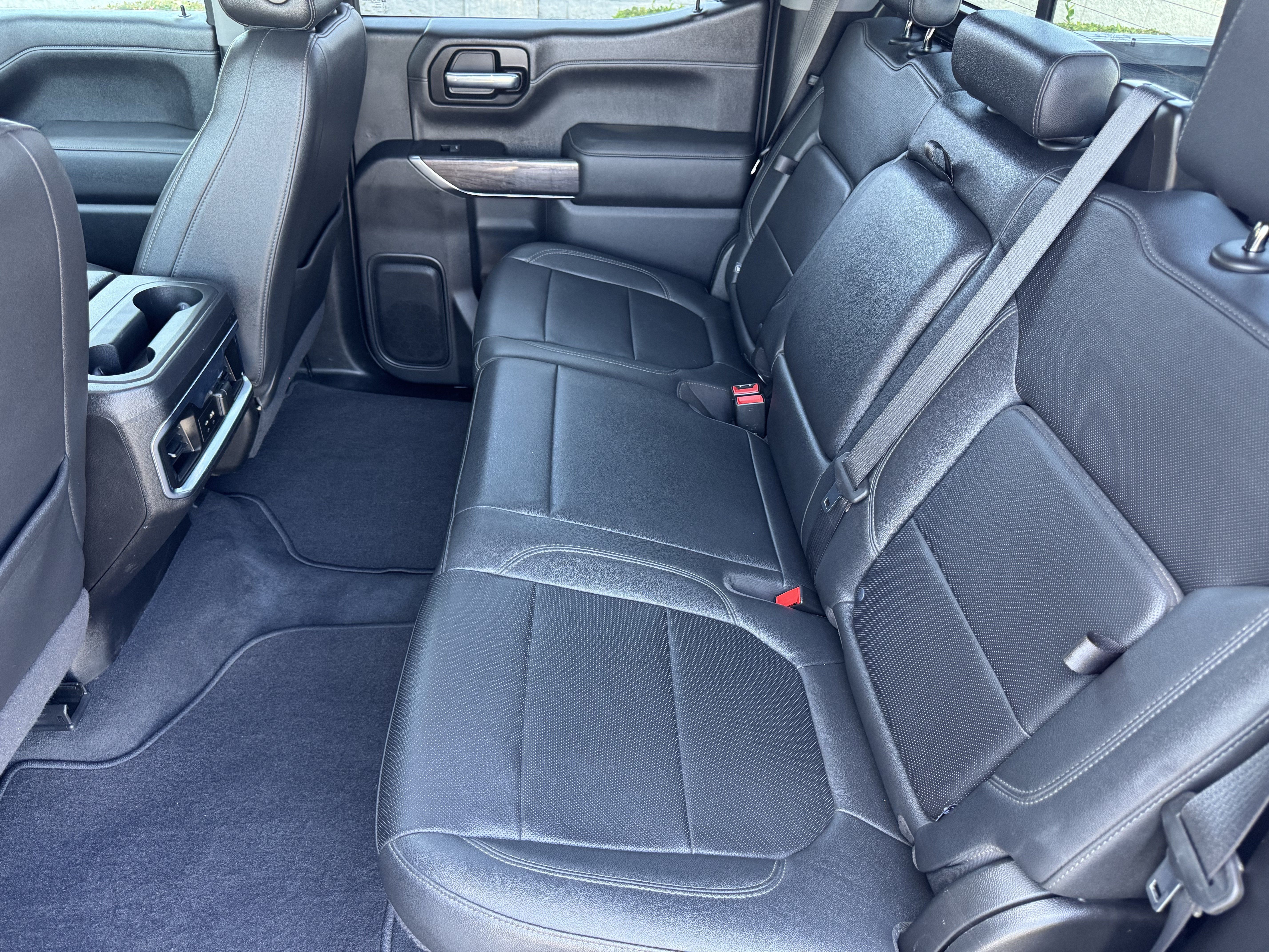 Used 2022 Chevrolet Silverado 1500 LTZ w/ LTZ Convenience Package II AWD/4WD image 16