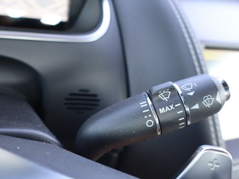 Used 2022 Jaguar F-TYPE Convertible RWD image 23