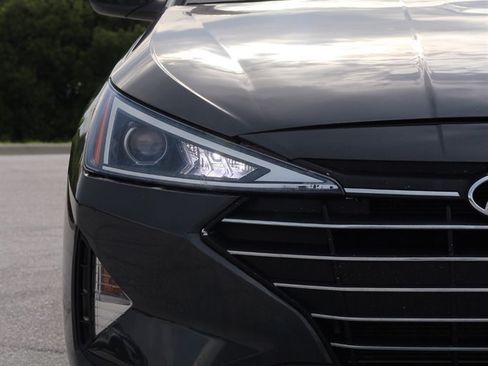 Used 2020 Hyundai Elantra SEL FWD image 5