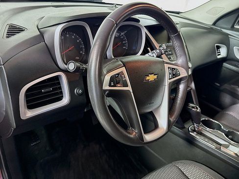 Used 2017 Chevrolet Equinox LT w/ Convenience Package FWD image 9