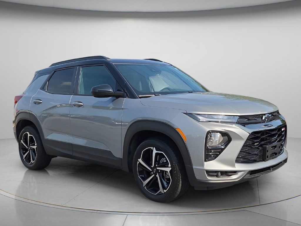 Used 2023 Chevrolet TrailBlazer RS w/ Convenience Package FWD image 8