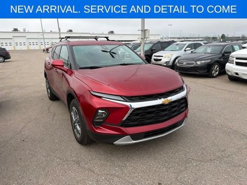 Used 2024 Chevrolet Blazer LT w/ Convenience Package AWD/4WD image 6