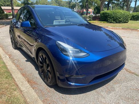 Used 2022 Tesla Model Y Performance AWD/4WD image 7