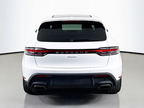 Certified 2023 Porsche Macan image 10
