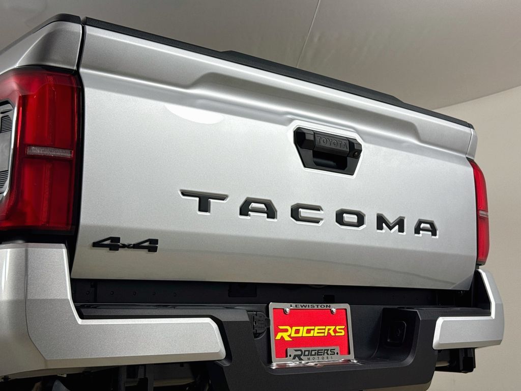 Used 2026 Toyota Tacoma TRD Sport AWD/4WD image 26