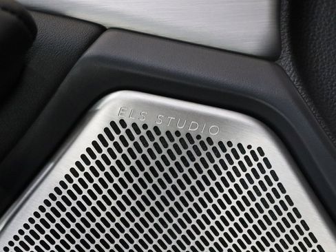 Certified 2025 Acura TLX w/ Technology Package image 12