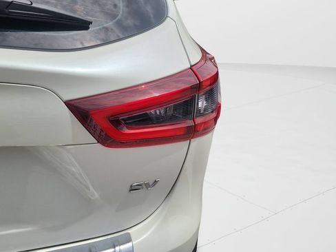Used 2021 Nissan Rogue Sport SV FWD image 31