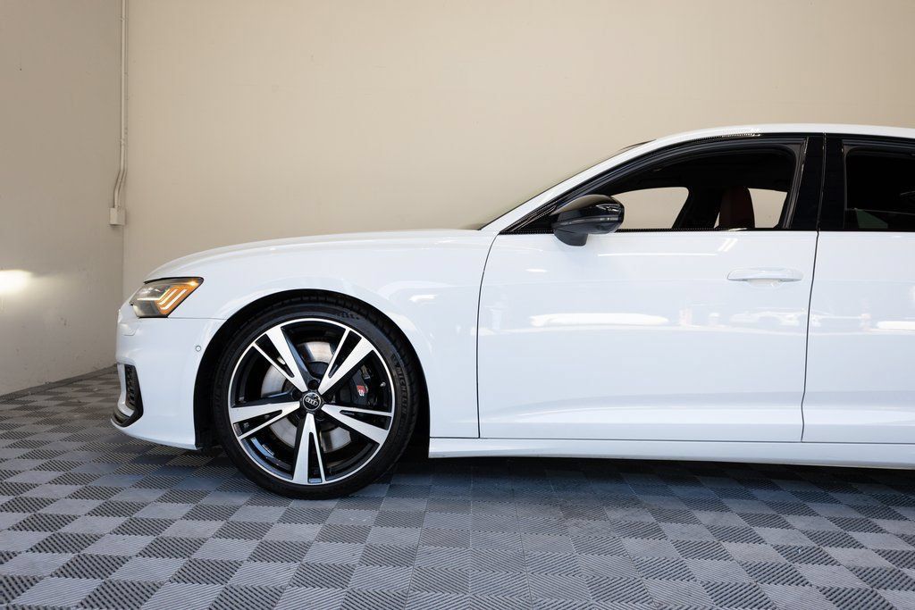 Used 2022 Audi S6 Prestige w/ Prestige Package AWD/4WD image 9