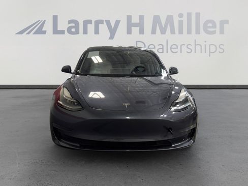 Used 2021 Tesla Model 3 Performance image 7