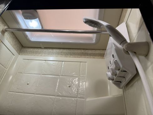 Used 2007 Ford E-450 and Econoline 450 image 63