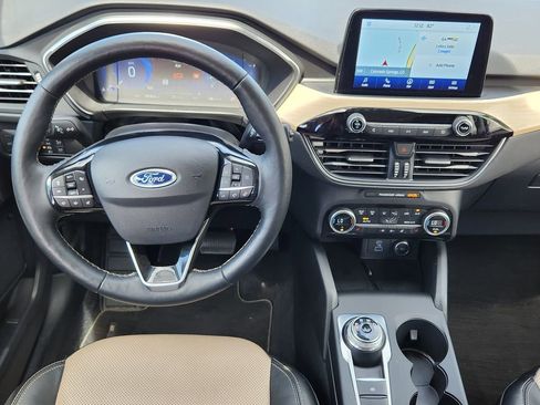 Used 2021 Ford Escape Titanium w/ Titanium Elite Package AWD/4WD image 26