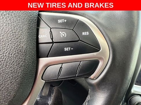 Used 2018 Jeep Grand Cherokee Limited AWD/4WD image 40