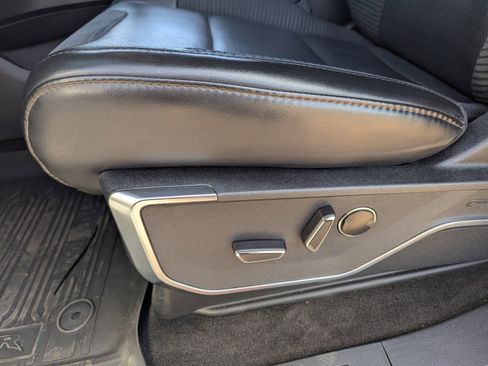 Used 2023 Ford F150 Raptor w/ Raptor Carbon Fiber Package image 30