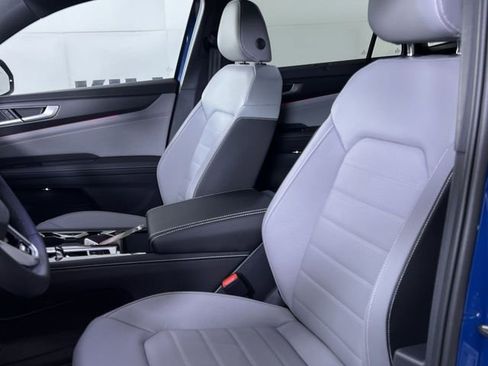 New 2025 Volkswagen Atlas Cross Sport SEL R-Line image 11