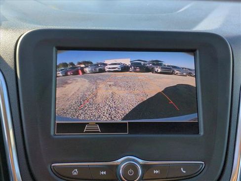 Used 2024 Chevrolet Equinox LT AWD/4WD image 13