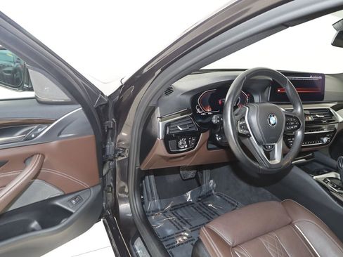 Used 2021 BMW 540i xDrive w/ Premium Package AWD/4WD image 56