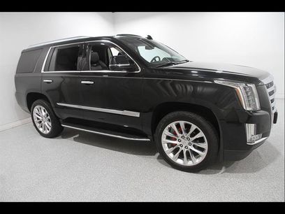 Used 2018 Cadillac Escalade Luxury