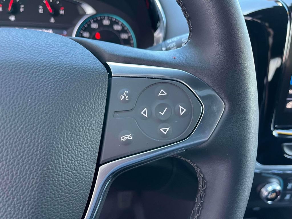 Used 2023 Chevrolet Traverse RS w/ LPO, Floor Liner Package AWD/4WD image 33