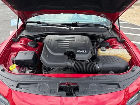 Used 2015 Chrysler 300 S RWD image 24