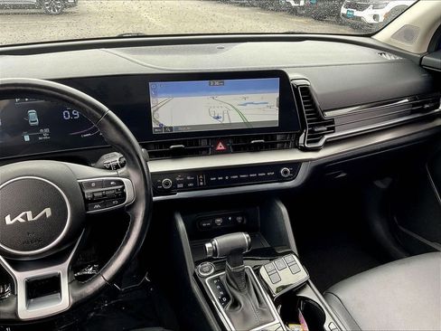 Used 2023 Kia Sportage EX image 17