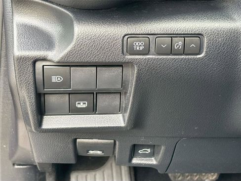 Used 2022 Lexus IS 300 AWD w/ Premium Package image 11
