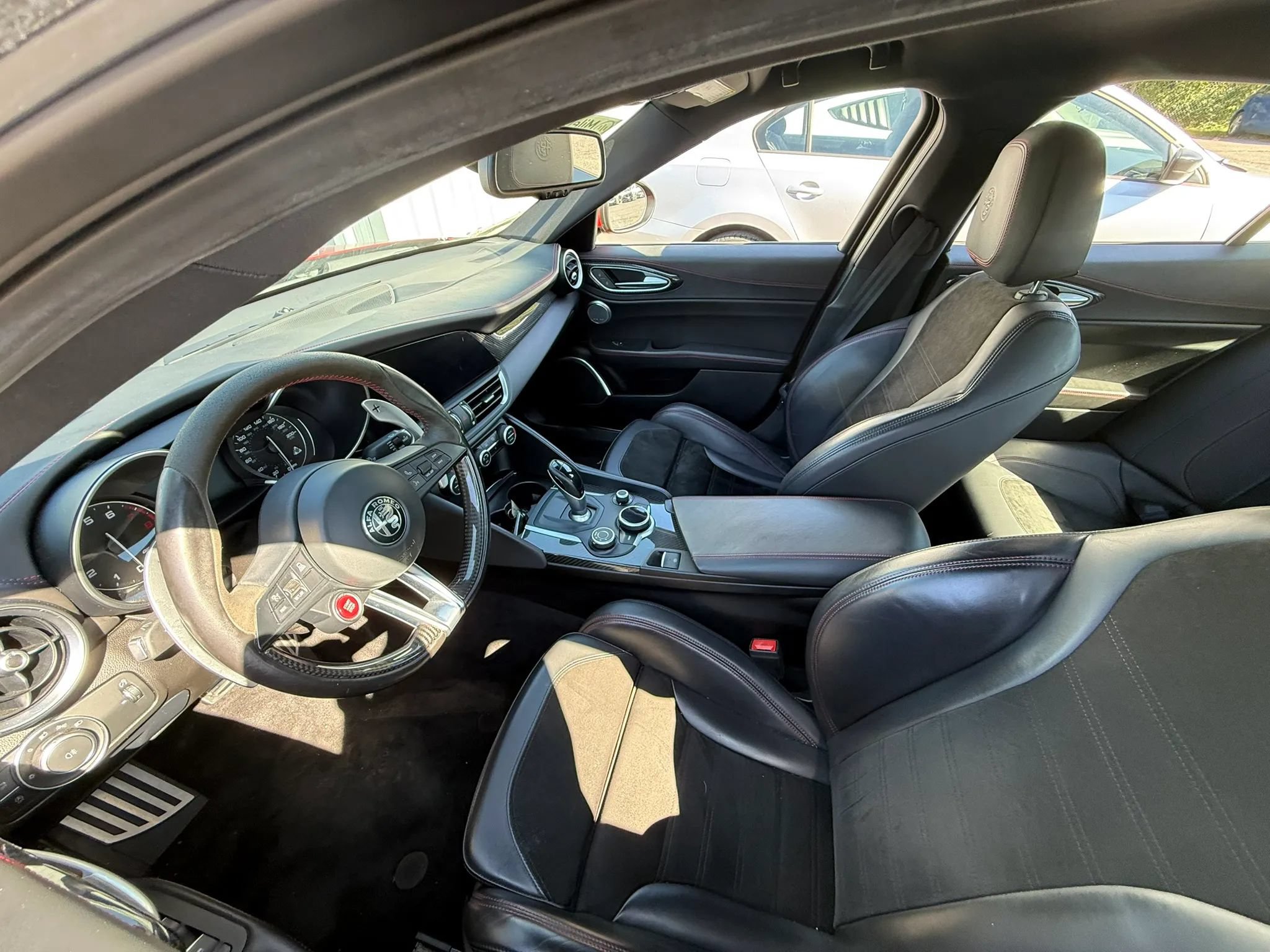 Used 2018 Alfa Romeo Giulia Quadrifoglio w/ Driver Assist Dynamic Package RWD image 3