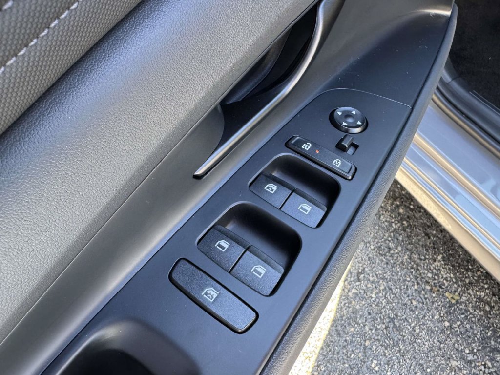 Used 2026 Hyundai Elantra SEL Sport Premium FWD image 17