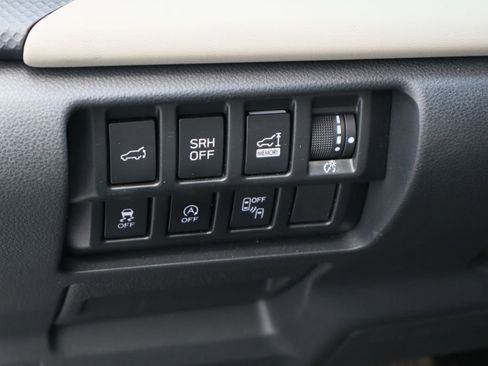 Used 2022 Subaru Forester Limited AWD/4WD image 12