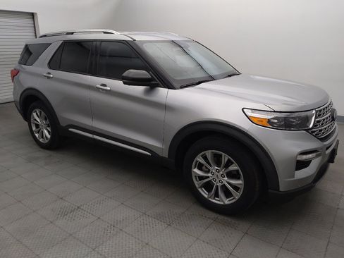 Used 2021 Ford Explorer Limited w/ Equipment Group 301A AWD/4WD image 11