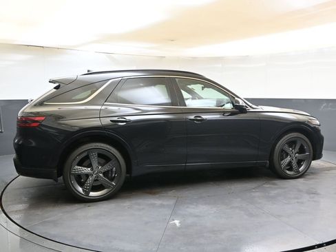 Used 2025 Genesis GV70 2.5T w/ Sport Prestige Package image 6