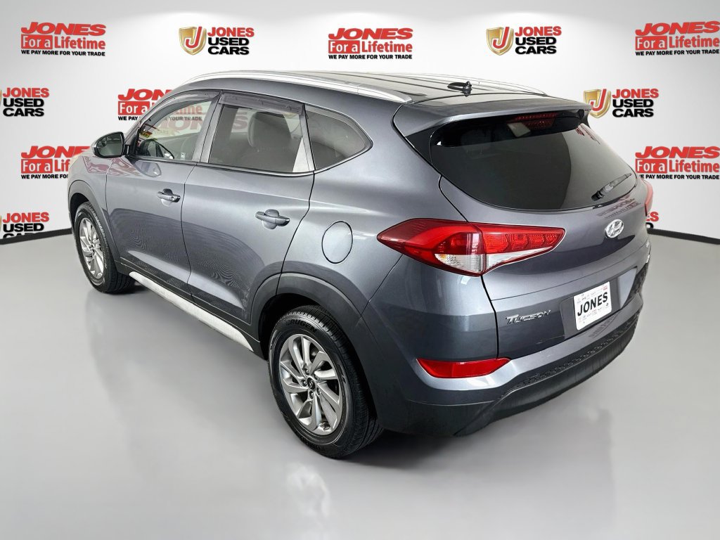 Used 2017 Hyundai Tucson SE w/ SE Popular Package 02 AWD/4WD image 2