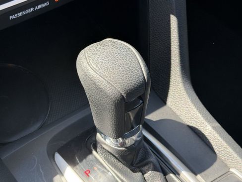 Used 2020 Honda Civic LX image 20