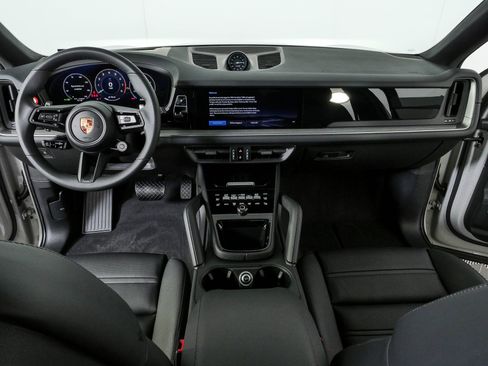 New 2026 Porsche Cayenne Coupe AWD/4WD image 20
