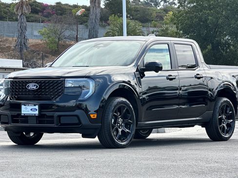 New 2026 Ford Maverick Lariat w/ Black Appearance Package AWD/4WD image 7