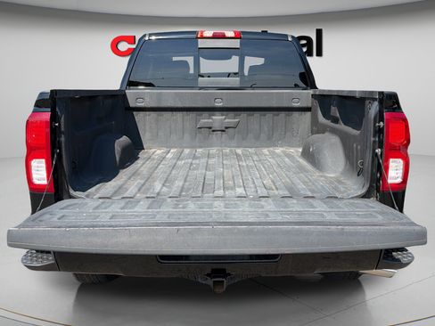 Used 2018 Chevrolet Silverado 1500 LTZ Z71 w/ LTZ Plus Package AWD/4WD image 26