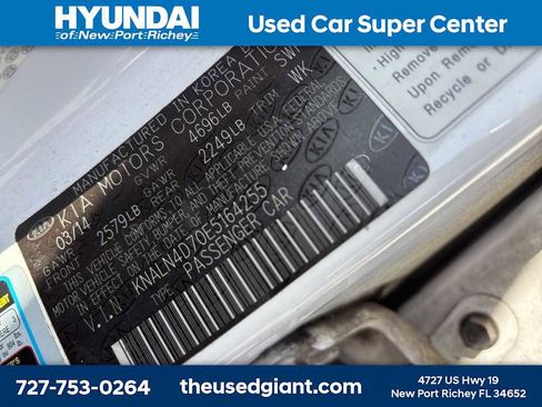 Used 2014 Kia Cadenza Limited image 14