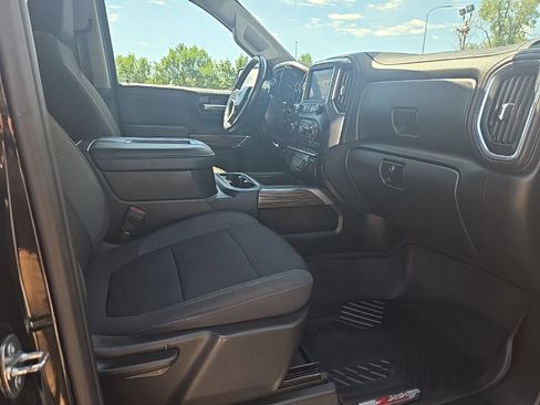 Used 2022 Chevrolet Silverado 1500 LT Trail Boss w/ Safety Package AWD/4WD image 29