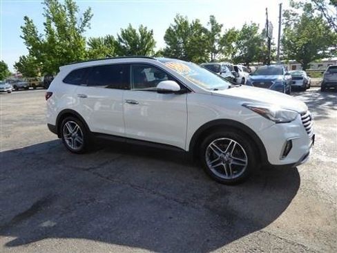 Used 2017 Hyundai Santa Fe AWD w/ Cargo Package image 5