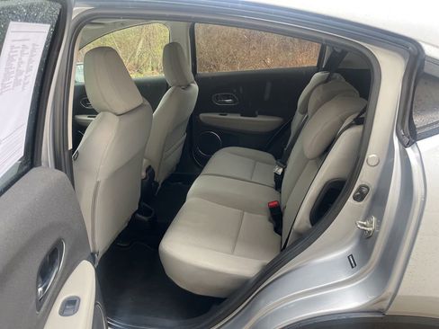 Certified 2019 Honda HR-V EX image 10