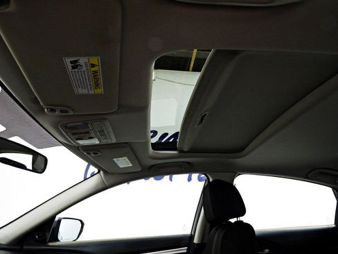 Used 2016 Honda Civic EX image 19