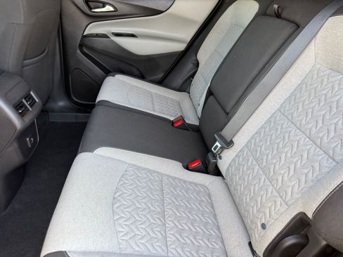 Used 2024 Chevrolet Equinox LS w/ LS Convenience Package FWD image 10