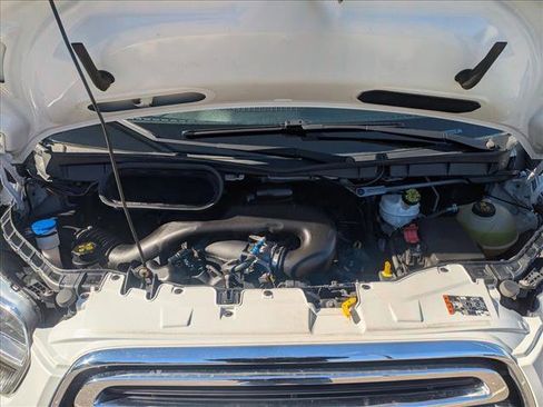 Used 2019 Ford Transit 350 XLT image 21