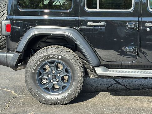 Certified 2023 Jeep Wrangler Unlimited w/ Sun & Screen Package AWD/4WD image 10