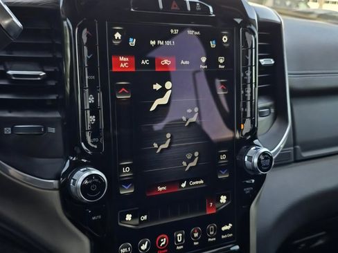 Used 2021 RAM 2500 Laramie AWD/4WD image 25